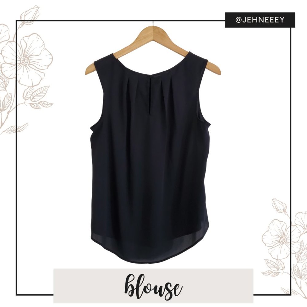 Worthington Sleeveless Black Blouse